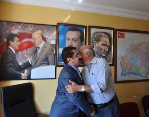 CHP'den İstifa Eden Yerlikaya, AK Parti Tunceli İl Başkanı Oldu