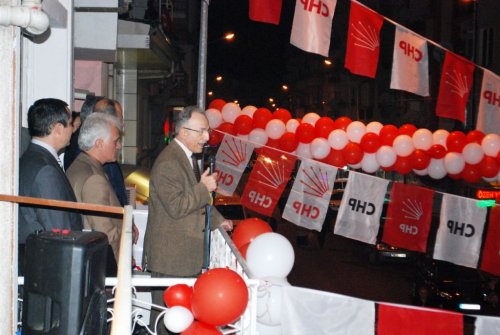 Karayalçın, Mudanya’da CHP Seçim Bürosunu Açtı