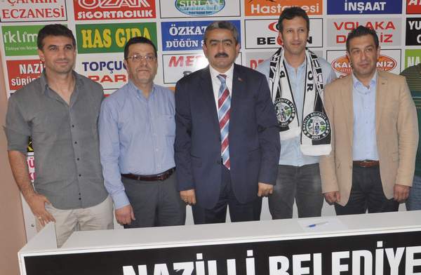 naz-tanergulleri3.jpg